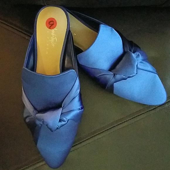 Lord &Taylor - Picture 2 of 4